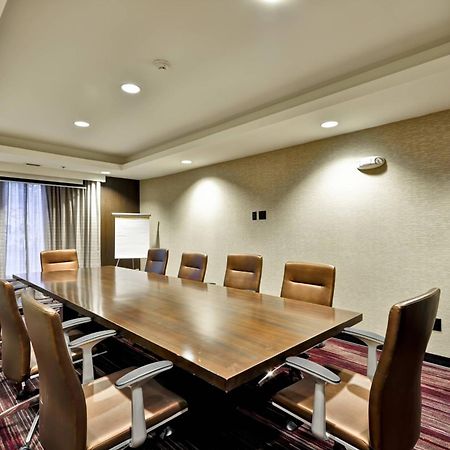 Courtyard By Marriott Jacksonville Airport/ Northeast Екстериор снимка