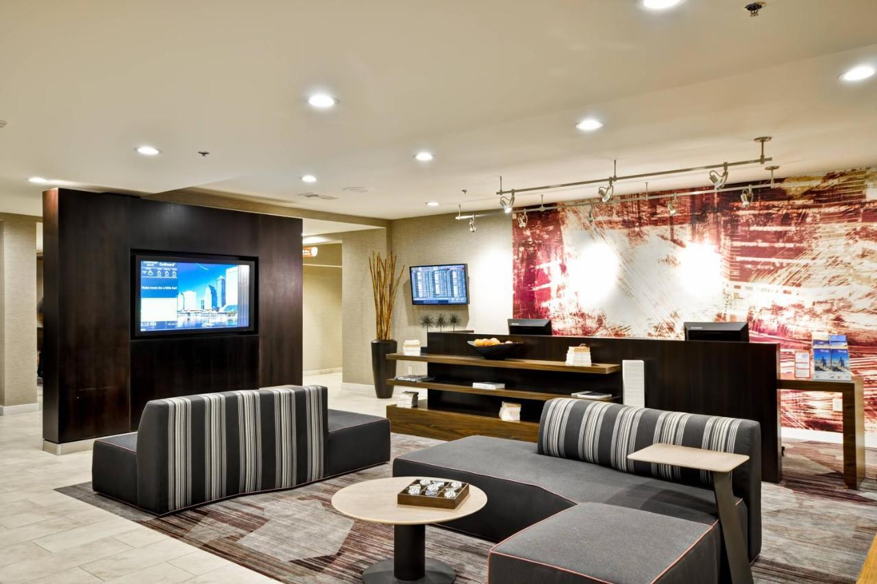 Courtyard By Marriott Jacksonville Airport/ Northeast Екстериор снимка